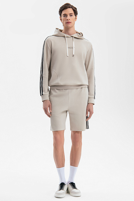 Спортивный костюм с шортами, цвет 