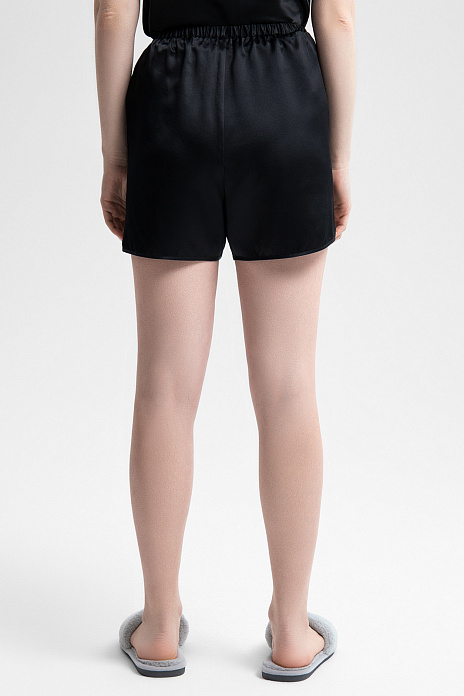 Шорты пижамные из шелка, цвет Черный